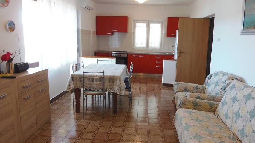 Ferienhaus für 6 Personen, mit Ausblick und Terrasse - 1
