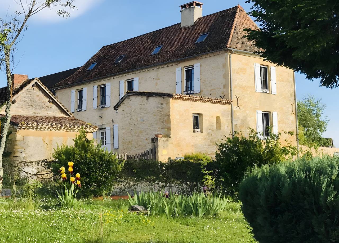 Charming Cottage for 4 – Renovated House with Private Pool in Saint-Jory-las-Bloux, Périgord Vert