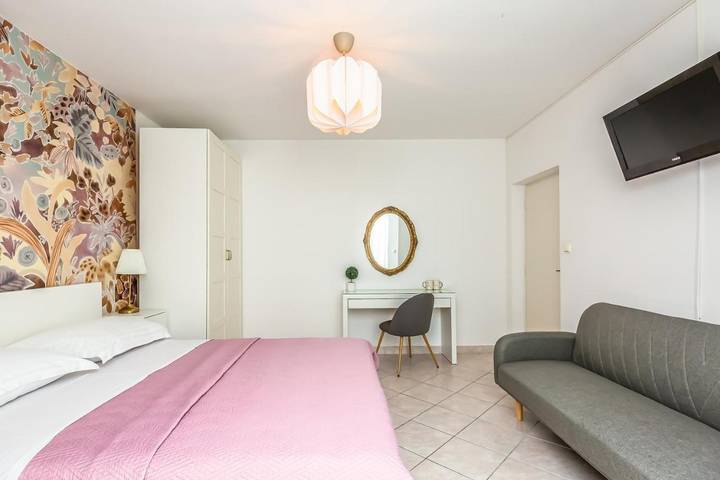 Maison d’hôte pour 2 personnes, avec jardin et terrasse à Tučepi - 2