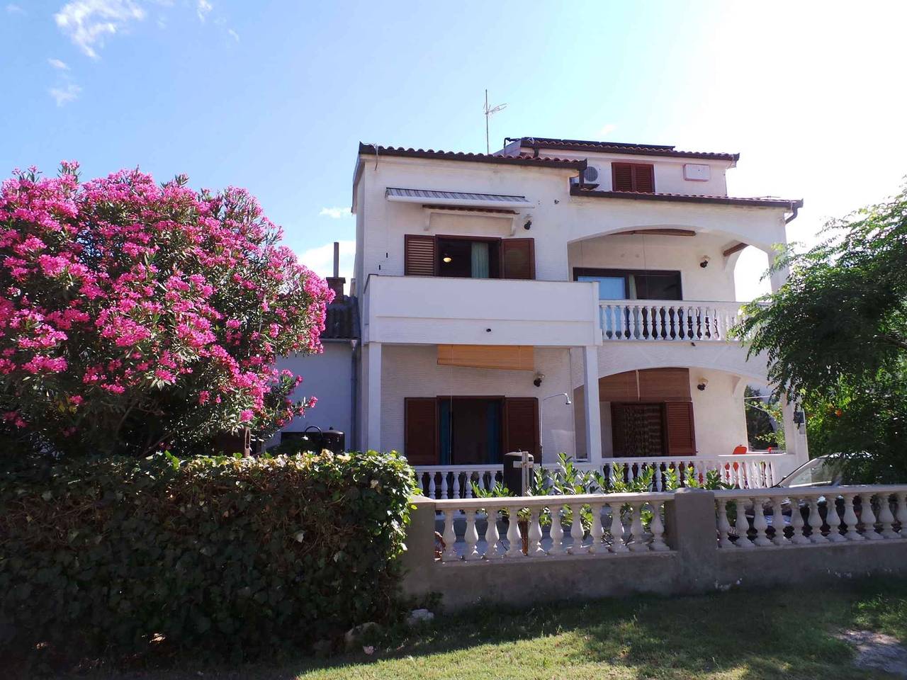 Ganze Ferienwohnung, Ferienwohnung 200 m vom Meer entfernt in Privlaka, Zadar