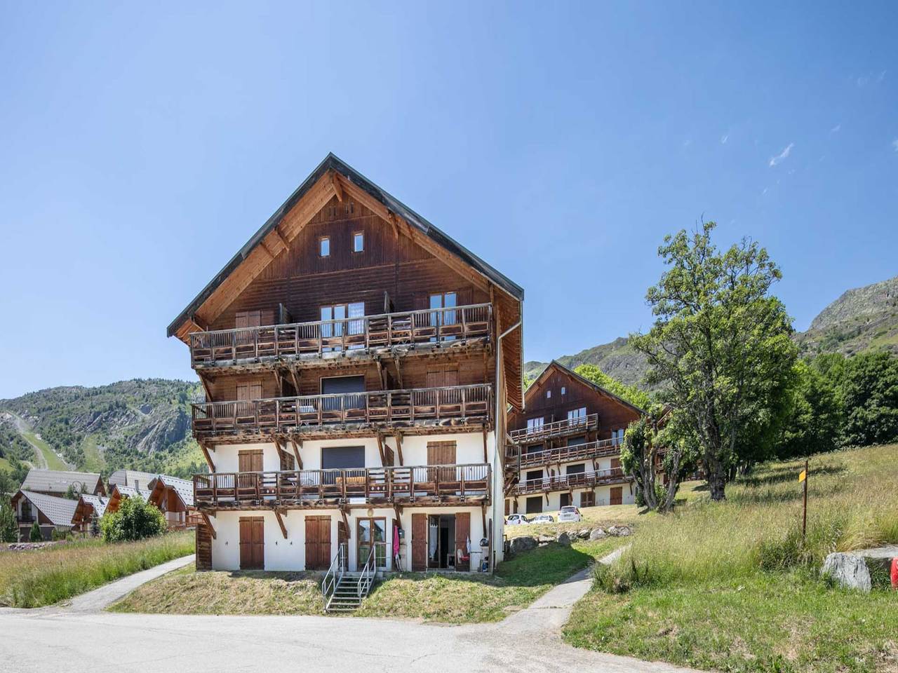 Appartement entier, Studio aux Alpes avec Piscine & Ski in Saint-Sorlin-d'Arves, Région de Saint-Jean-de-Maurienne