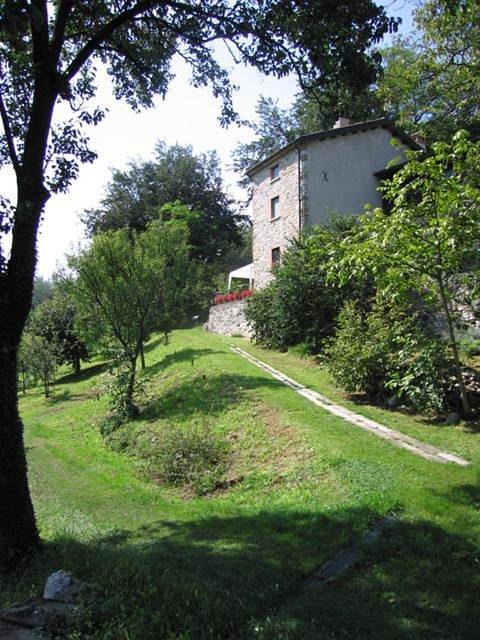 Casa vacanza per 4 persone, con panorama e giardino - 1