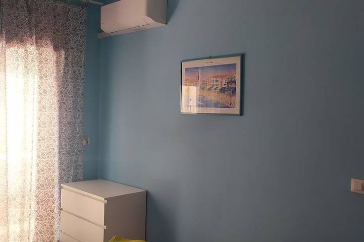 Apartamento entero, Verano 2019, estructura para 2 personas con dos habitaciones. in Spiaggia di Ponente, Milazzo