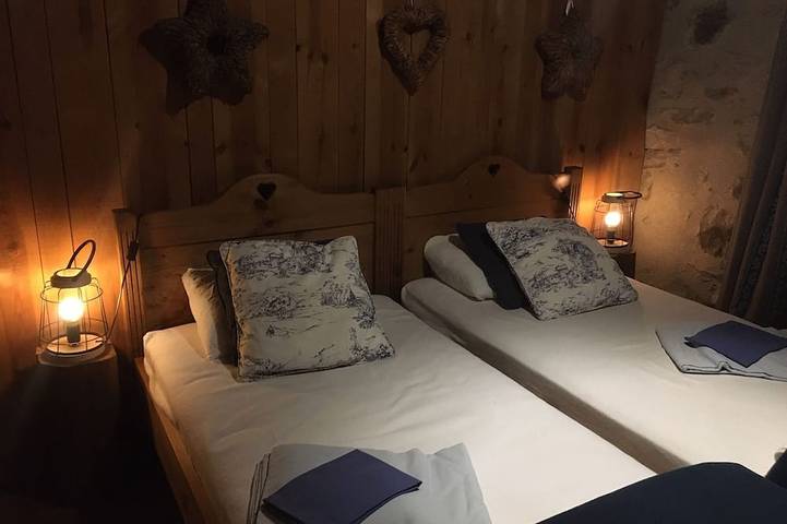 Location de vacances pour 20 personnes, avec jardin et terrasse à Dienne - 4