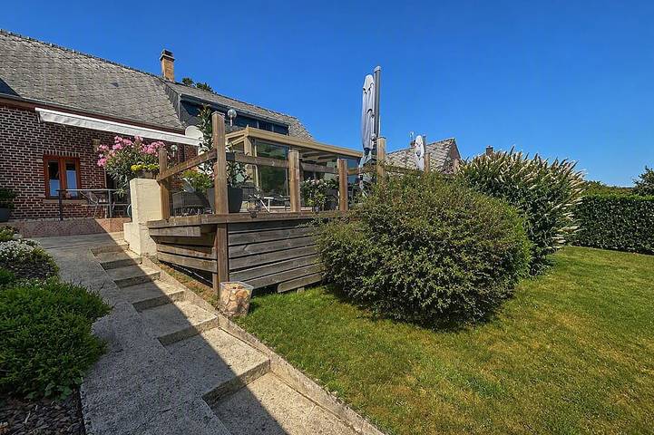 Location de vacances pour 4 personnes, avec Terrasse dans La Neuville-aux-Joûtes