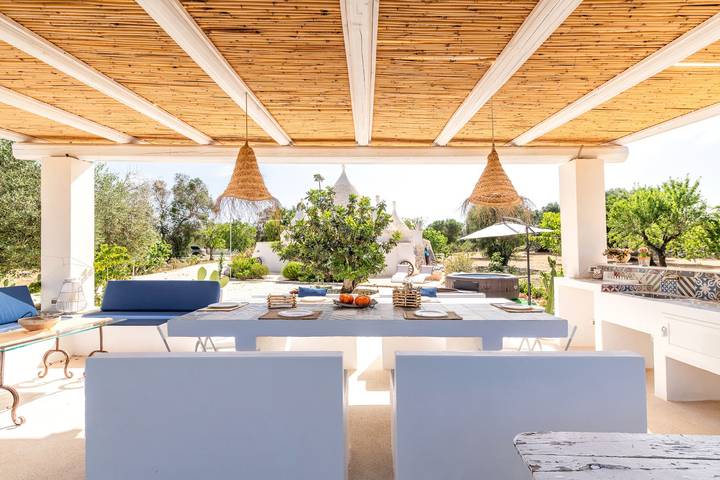 Vakantiehuis 'Il Trullo Di Mariangela' met privétuin, wifi en airconditioning in Ceglie Messapica, Salento
