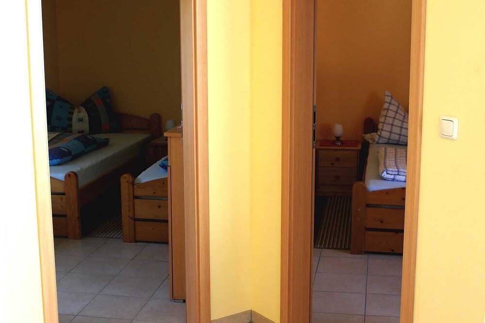 Ferienhaus im Fischerdorf - Ferienhaus in Sundhagen, Stralsund Umland