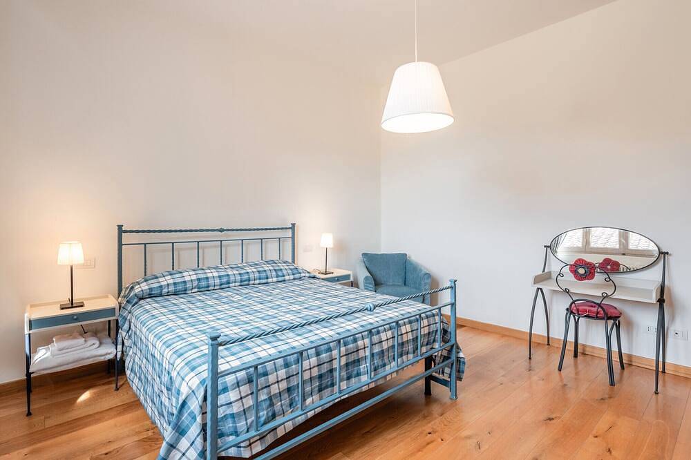 Appartamento intero, Appartamento 'Verdi' con Terrazza Privata, Wi-Fi e Aria Condizionata in Pistoia, Provincia di Pistoia