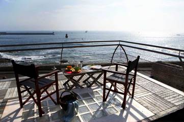 Hôtel pour 2 personnes, avec jardin ainsi que vue et terrasse à Guilvinec