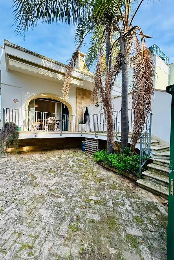 Casa vacanza per 6 persone, con balcone e giardino, con animali domestici - 1