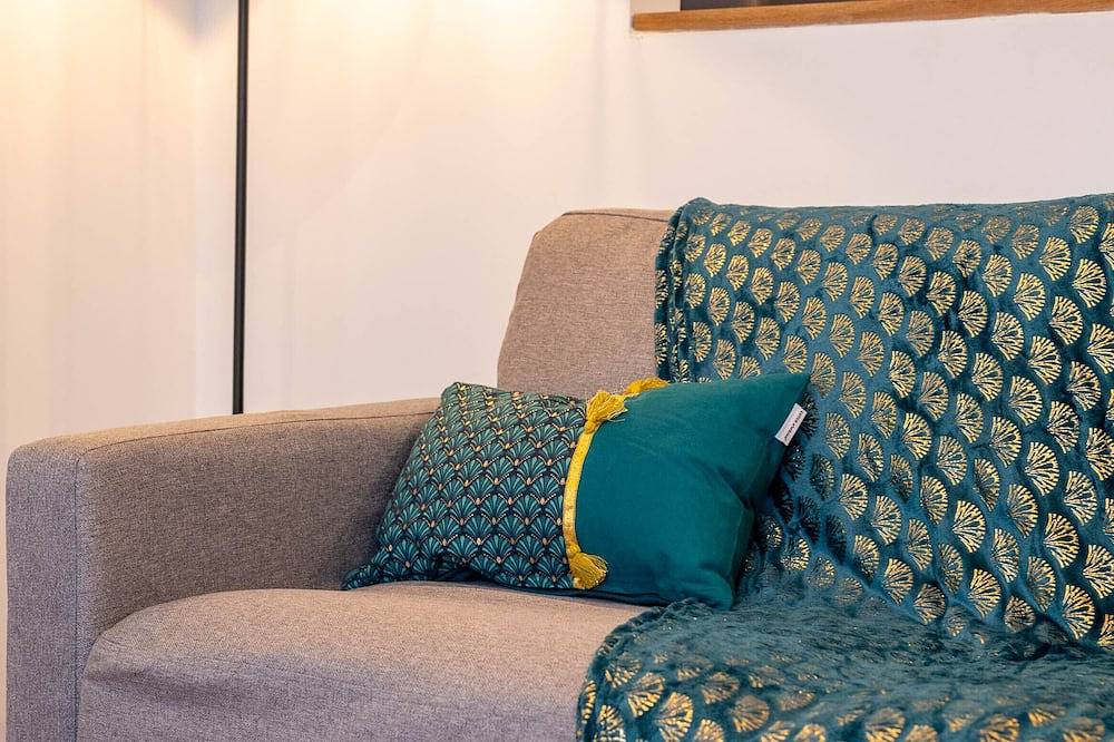 Apartamento entero, \"Le Blue Bay T2*Very Center*Comfortable*Wifi in Tarbes, Altos Pirineos