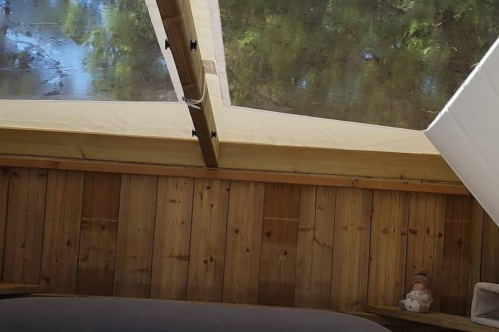 Logement éco lodge 2/4 pers proche du zoo et des plages de la côte sauvage in Les Mathes, Côte de Beauté