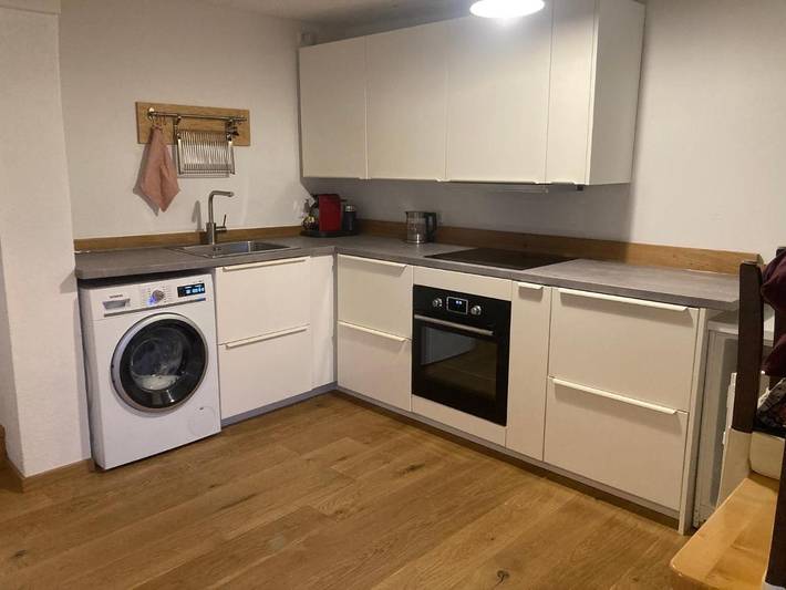 Ferienwohnung für 3 Personen, mit Terrasse und Garten sowie Ausblick in Peißenberg