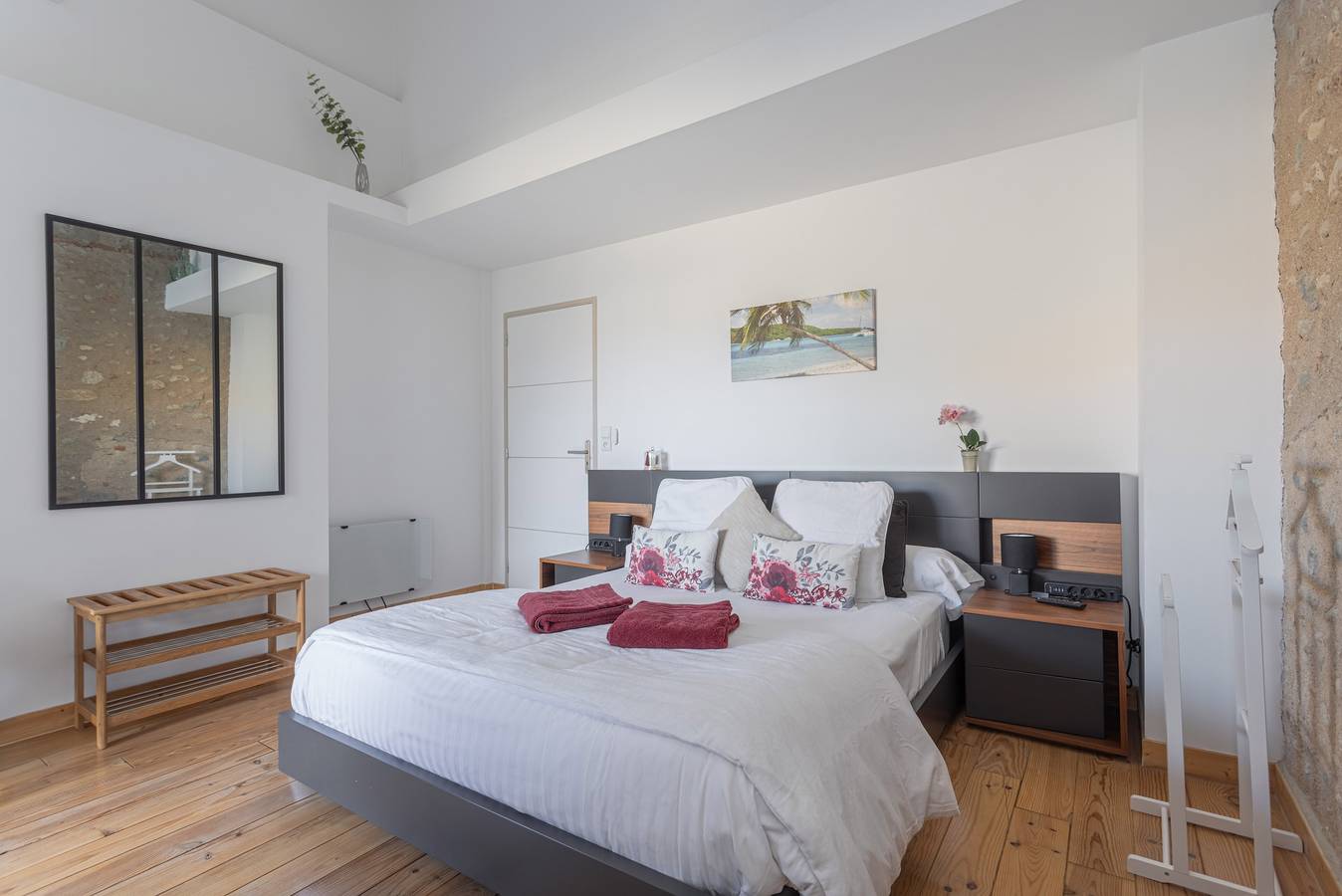 Chambre d’hôtes « Caraïbes » avec terrasse partagée, Wi-Fi et climatisation in Bages (Pyrénées-Orientales), Côte d'Améthyste
