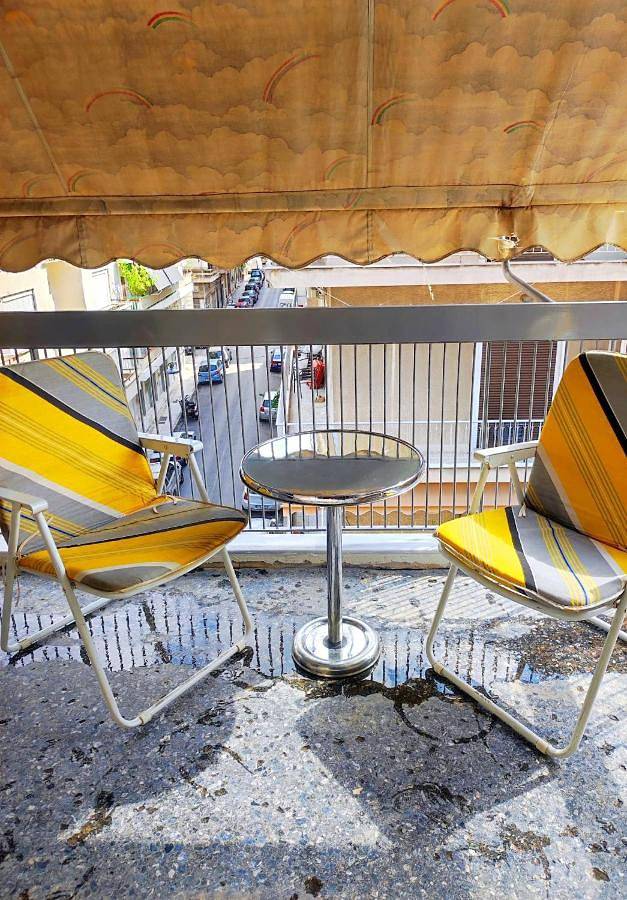 Chambre d’hôte pour 2 personnes, avec balcon et vue à Athènes - 3