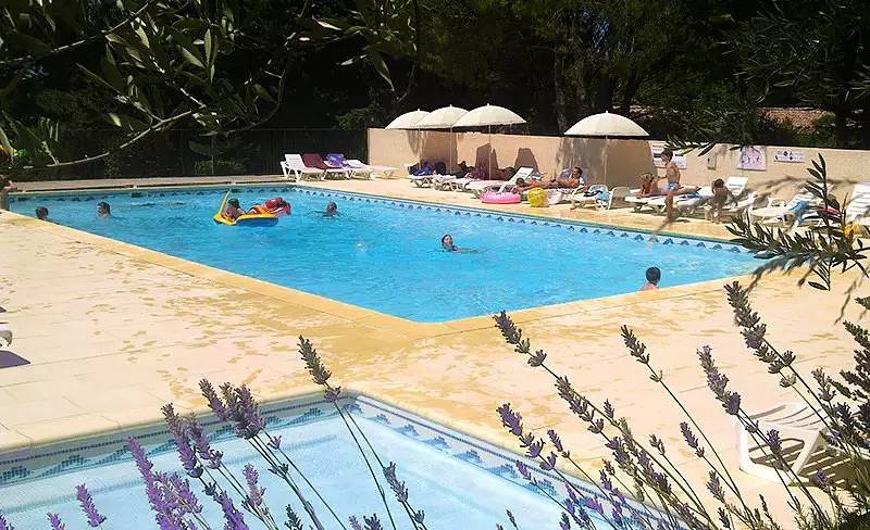 Mobilheim 3 Zimmer 4/5 Personen Klimaanlage in Châteauneuf-de-Gadagne, Vaucluse