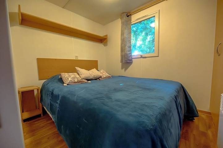 Location de vacances pour 4 personnes, avec Terrasse ainsi que Jardin et Piscine à Sainte-Gemme-la-Plaine - 2