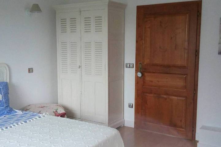 Location de vacances pour 10 personnes, avec piscine et jardin à Saint-Cyr-sur-Loire - 4