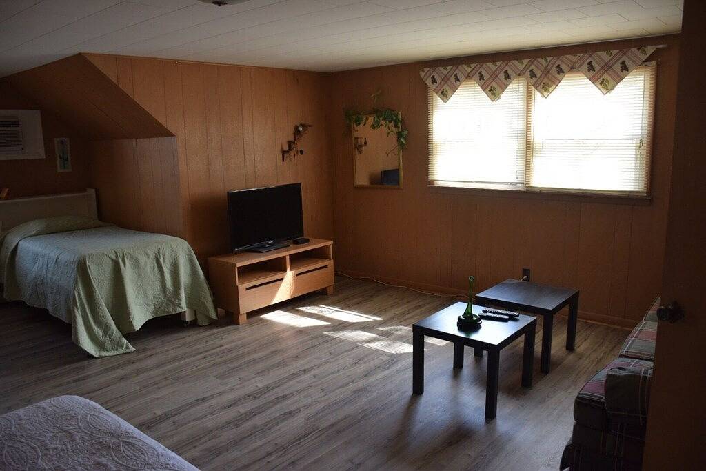 Kentucky Lake Waterfront Home mit Großen Aktualisierungen und Umbauten 2019 in Kentucky Lake