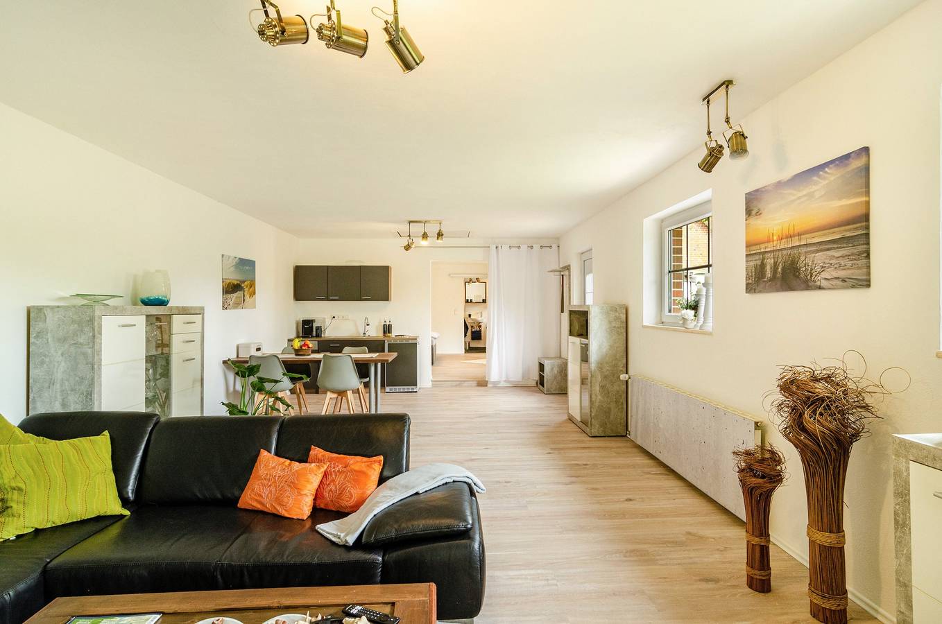Ganze Wohnung, Ferienwohnung "Möwchen" mit Privatterrasse, Gemeinschaftsgarten und Wlan in Berumbur, Norden und Umgebung