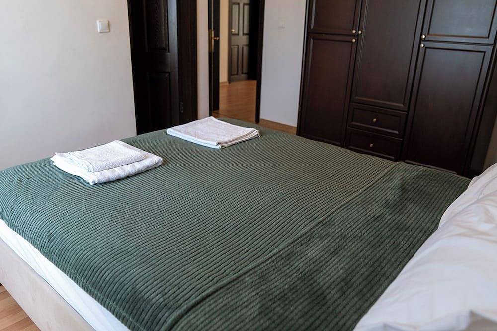 Spacious Natural Stone Villa w/ Sea and Mountain Views and Private Pool in Kemer, Antalya Province