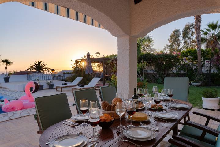 Villa für 6 Personen, mit Meerblick und Terrasse sowie Garten in Adeje - 2