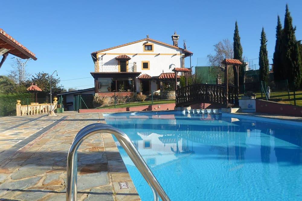 Casa De Vacaciones para 8 Personas en Piélagos, Provincia de Cantabria