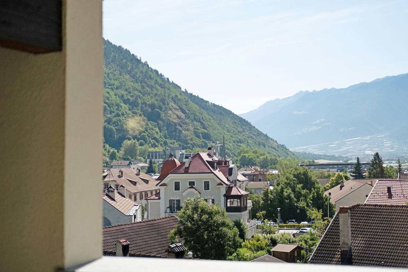 Ganze Wohnung, Ferienwohnung 'Schnatzhof Typ D12' mit Bergblick, Gemeinschaftspool und Wi-Fi in Schlanders, Nationalpark Stilfser Joch