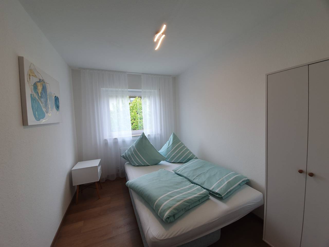 Ganze Ferienwohnung, Ferienwohnung Höri-Glück - 3-Zimmer-Fewo, 82 qm mit Balkon und Teilseesicht in Gaienhofen, Untersee