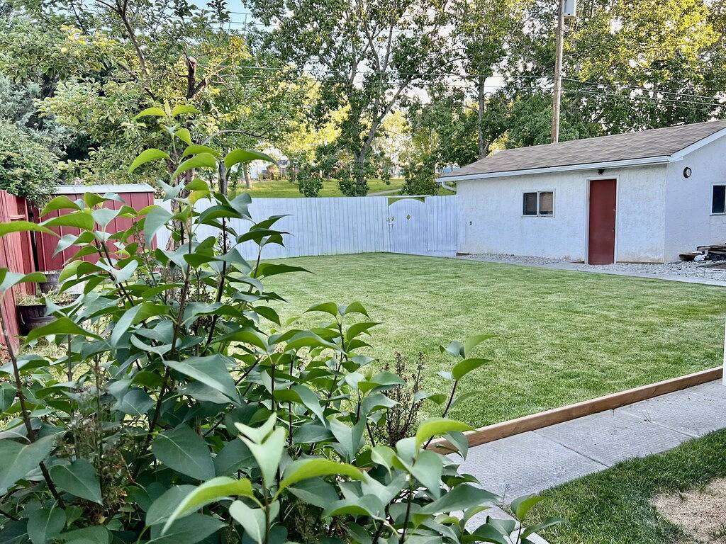 Luxurious 3 Br Home in Central Calgary b/W Airport & Downtown in Calgary, Kanadische Rocky Mountains