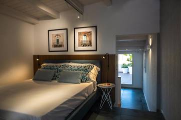 Ferienwohnung für 2 Personen, mit Ausblick und Terrasse sowie Pool in Marina di Ragusa