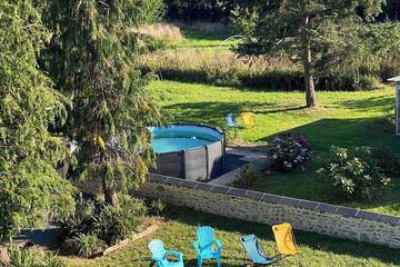Location de vacances pour 8 personnes, avec terrasse et jardin dans Torigny-les-Villes