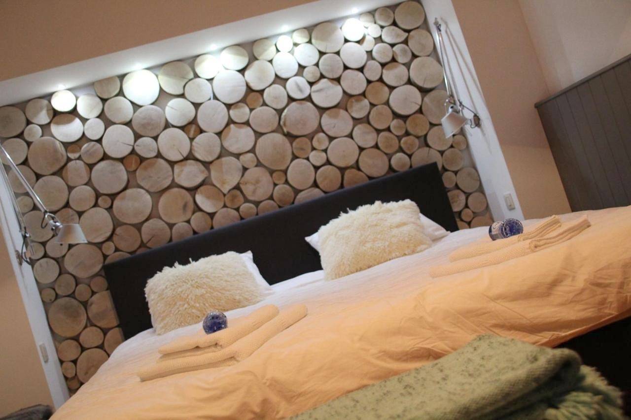 Family Room with Bathroom in Sainte-Ode, Région de Bastogne
