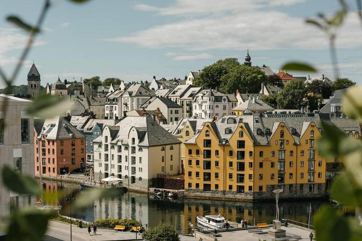 Hotel for 2 personer, med terrasse og sauna, dyr tillatt i Ålesund 