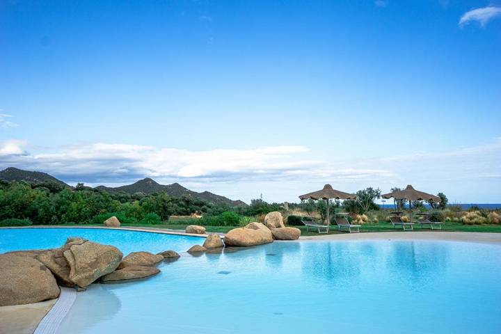 Ferienhaus für 7 Personen, mit Garten und Pool sowie Kinderpool und Ausblick, mit Haustier - 1