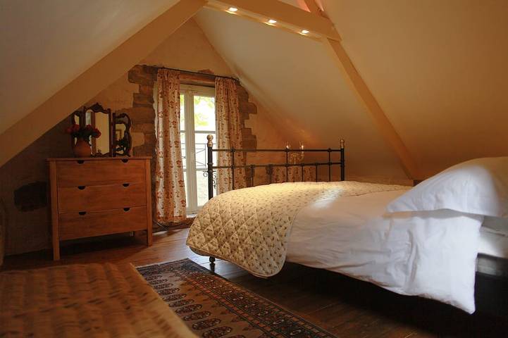 Gîte pour 4 personnes, avec jardin à Ploërdut - 2