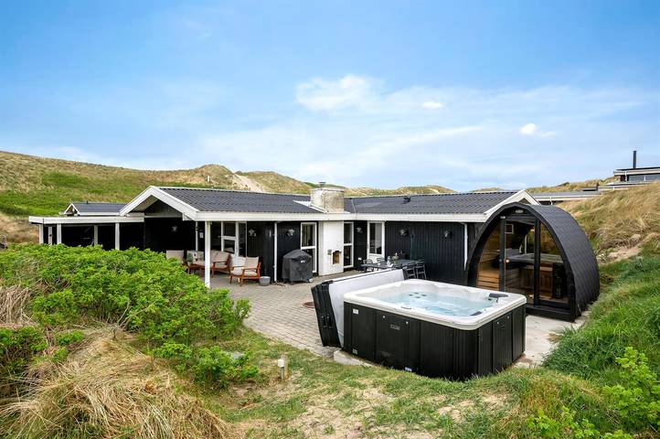 Ferienhaus für 6 Personen, mit Whirlpool und Terrasse sowie Sauna in Dänemark