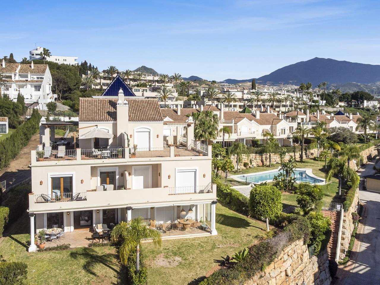 Ferienhaus für 6 Personen mit Terrasse in El Paraíso, Estepona