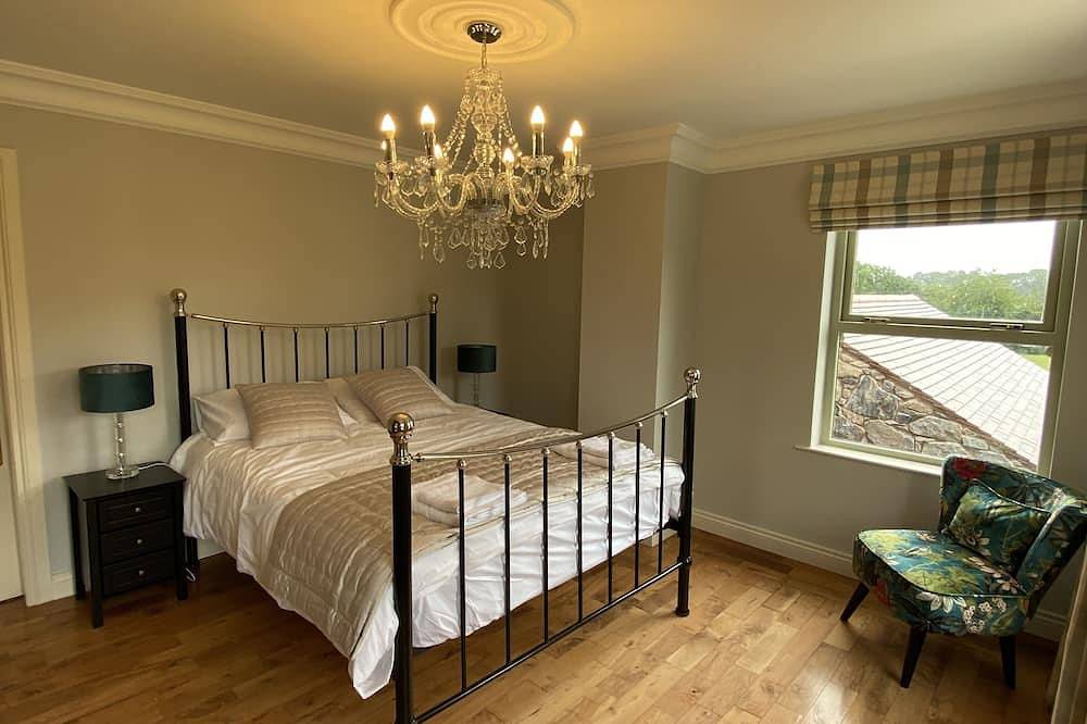 Beautiful 5 bedroom home in Mid Ulster- Magherafelt in Grafschaft Londonderry