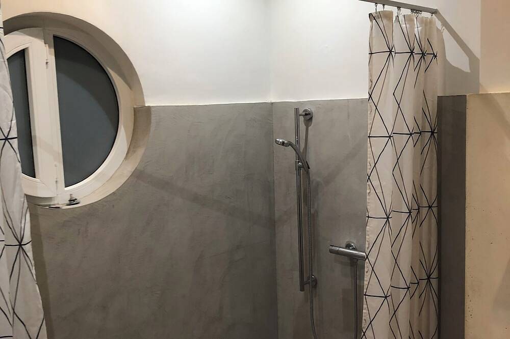 Ferienhaus in Giens mit traumhaftem Blick über die Bucht von Almanarre in La Madrague, Hyeres