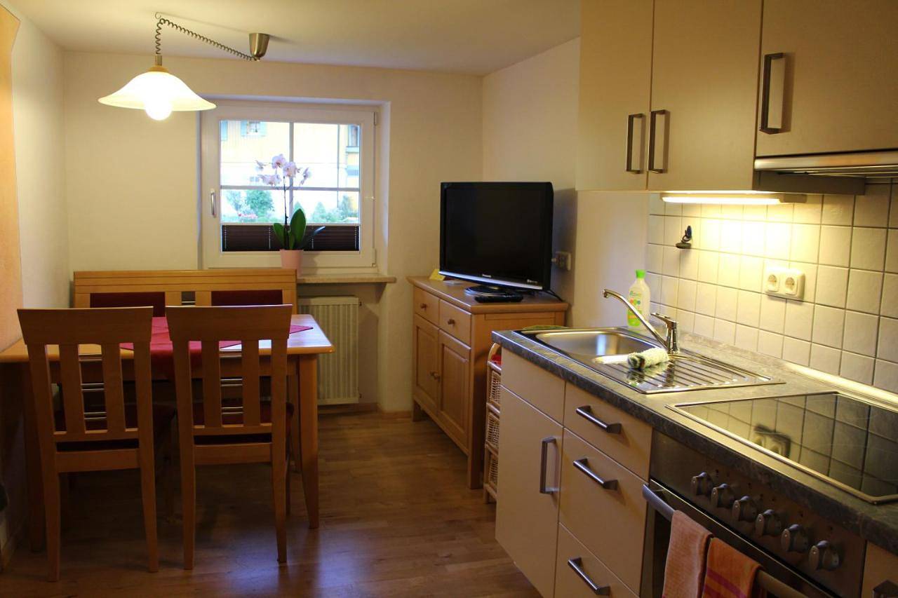 Ganze Wohnung, Apartment with Mountain View in Jungholz, Bayerische Alpen