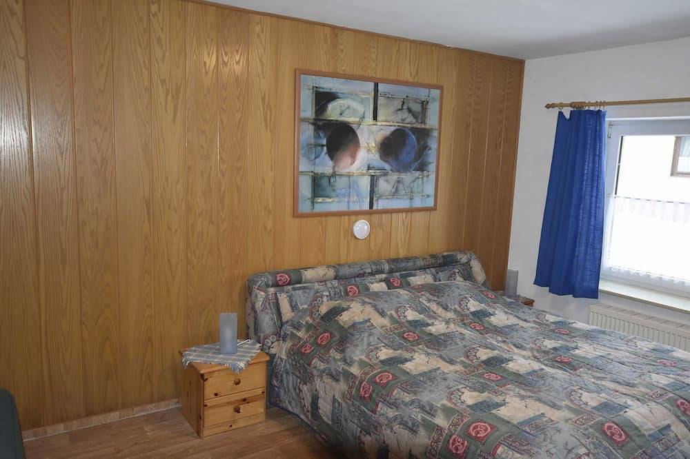 Ganze Wohnung, Nr.2 / 3-Raum-Ferienhaus (65m², 2-5 Pers.) - Ferienhäuser Alt Farpen am Salzhaff in Blowatz, Neuburg