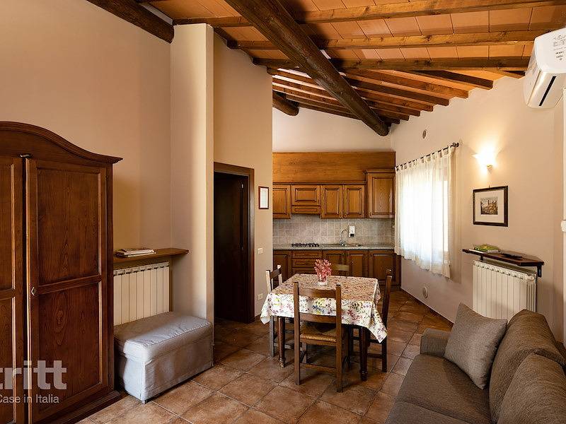 Tritt — Apartment with swimming pool in Bettona for 4 people in Bettona, Provincia de Perugia