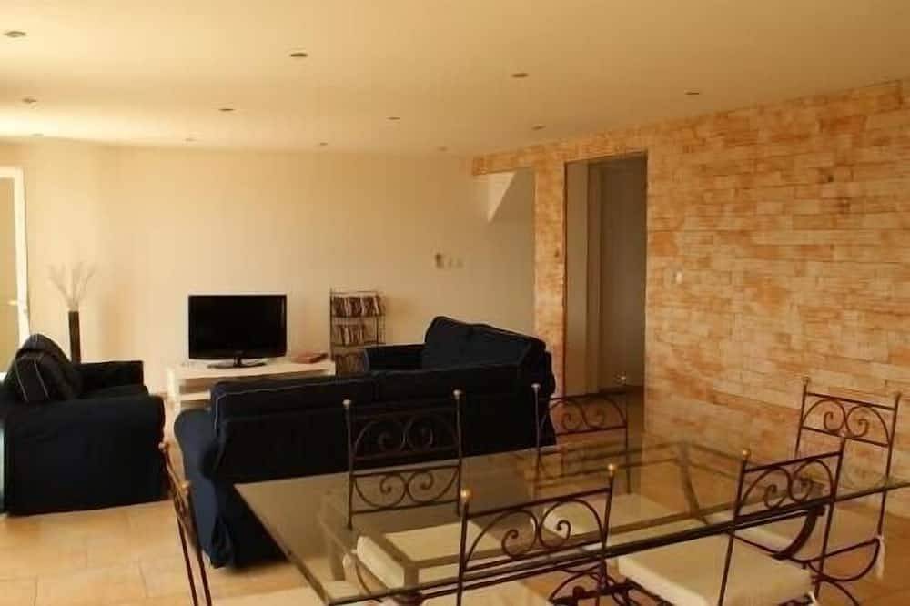 Der Charme von French Riviera in Gattières, Mittelmeerküste (Frankreich)