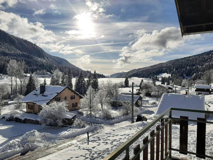 Gîte pour 6 personnes, avec vue ainsi que jardin et balcon dans Station de Monts Jura - 4