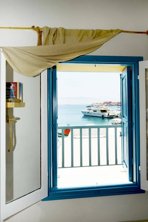 Ferienwohnung für 3 Personen, mit Balkon und Terrasse sowie Ausblick auf Chalki