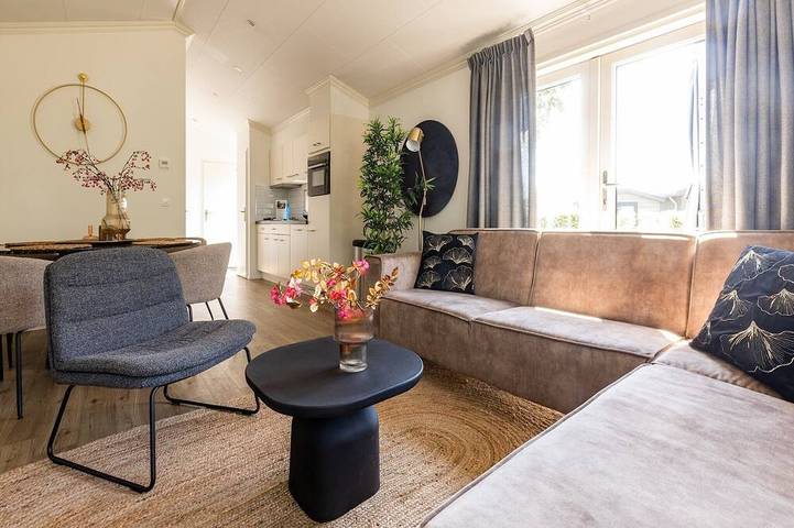 Chalet voor 4 personen, met tuin en zwembad in Veldhoven