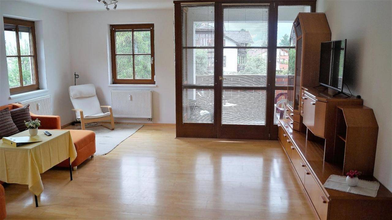 Ganze Wohnung, Two-Bedroom Apartment in Igls, Innsbruck