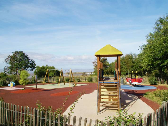 Gîte pour 6 personnes, avec piscine et balcon/terrasse, animaux acceptés à Fouras - 4