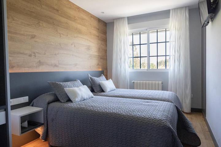 Casa de huéspuedes para 2 personas, con Terraza y Jardín en El Pino